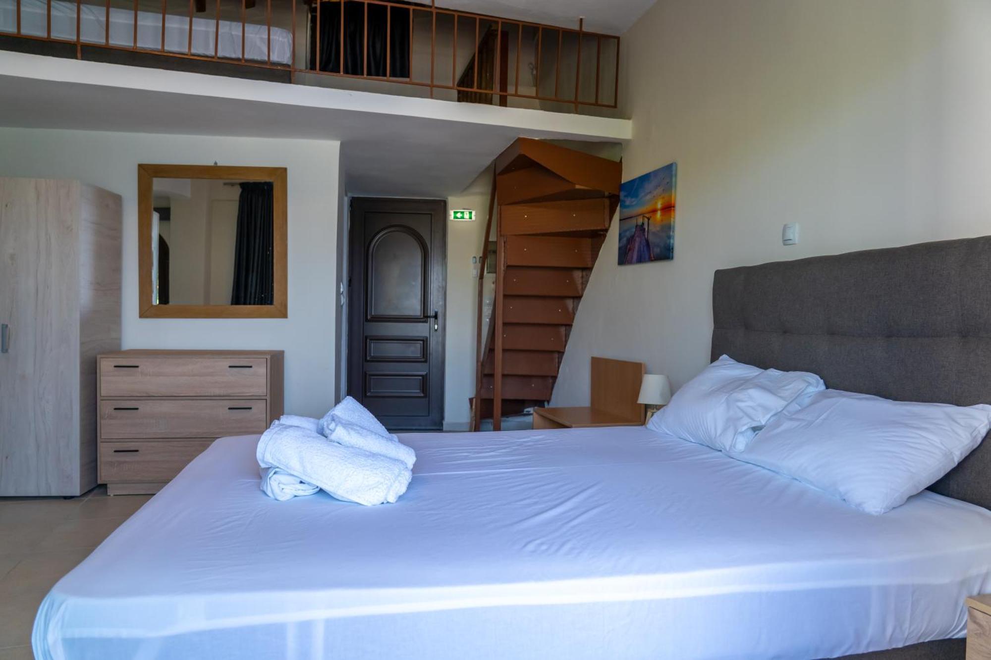 Prego Living Apartments Vathi  Екстериор снимка