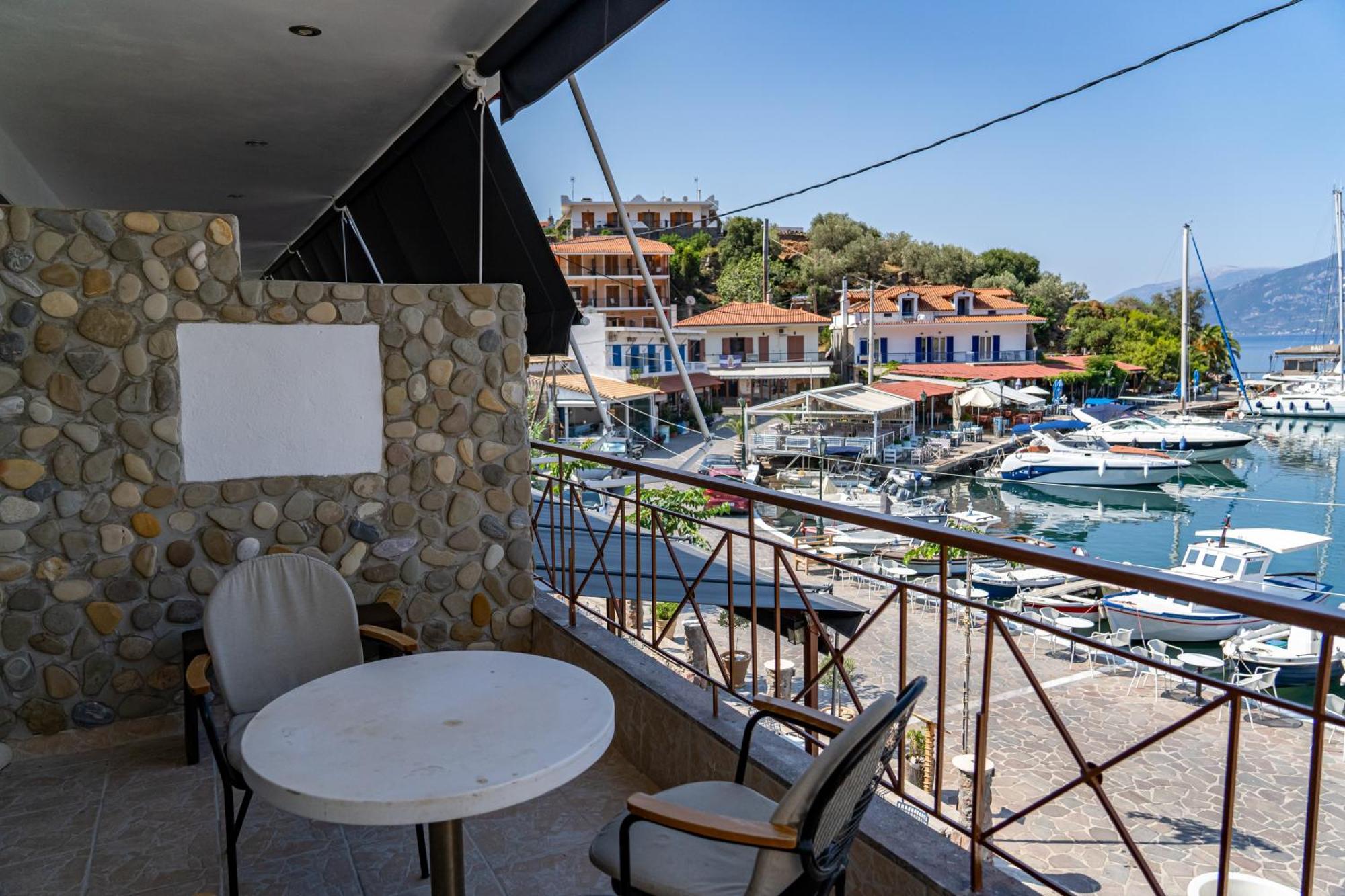 Prego Living Apartments Vathi  Екстериор снимка