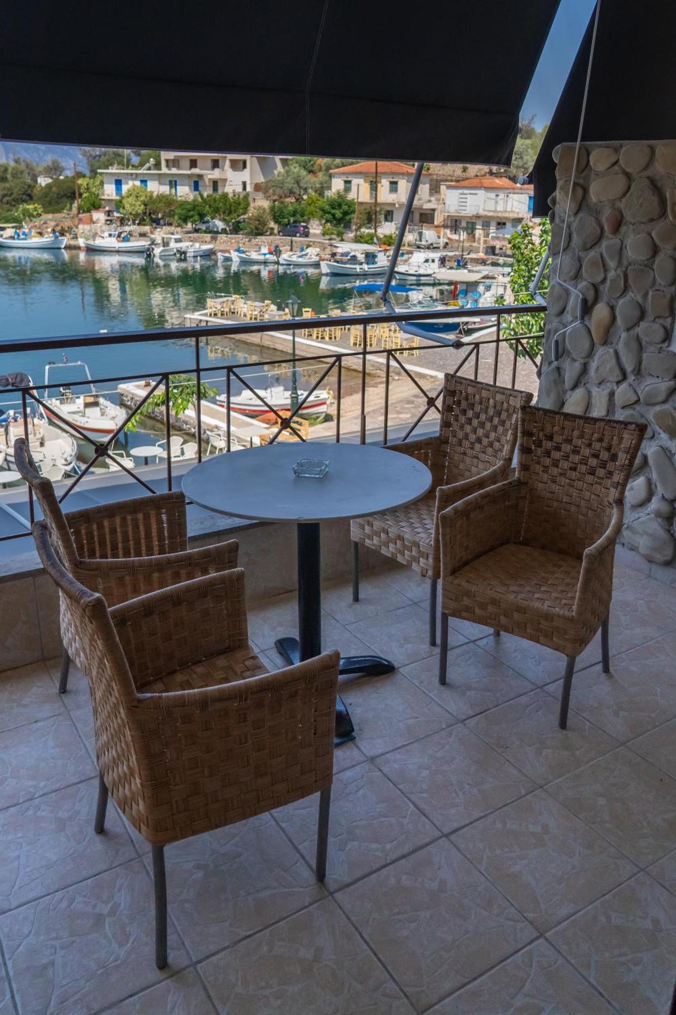 Prego Living Apartments Vathi  Екстериор снимка