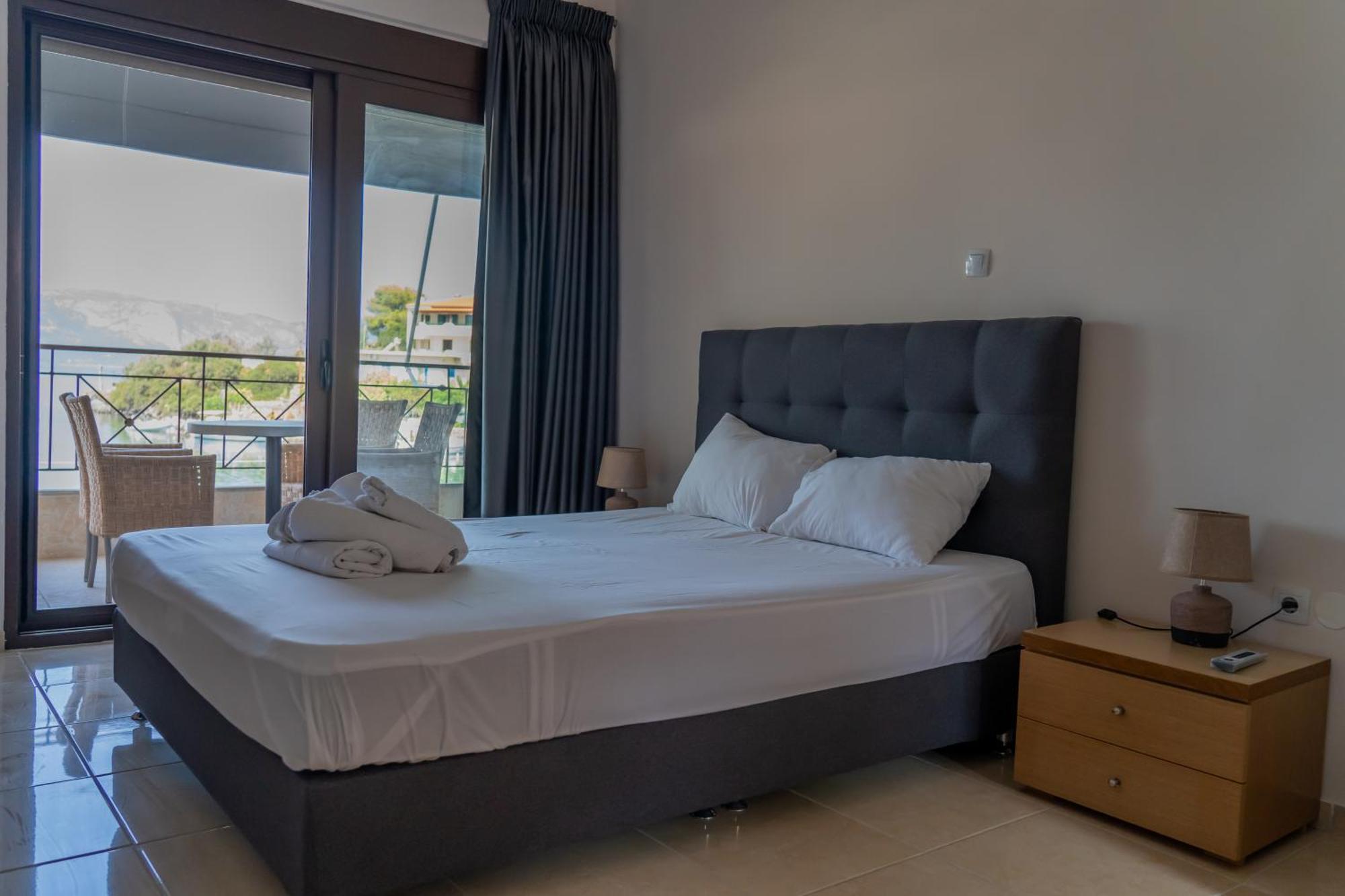 Prego Living Apartments Vathi  Екстериор снимка
